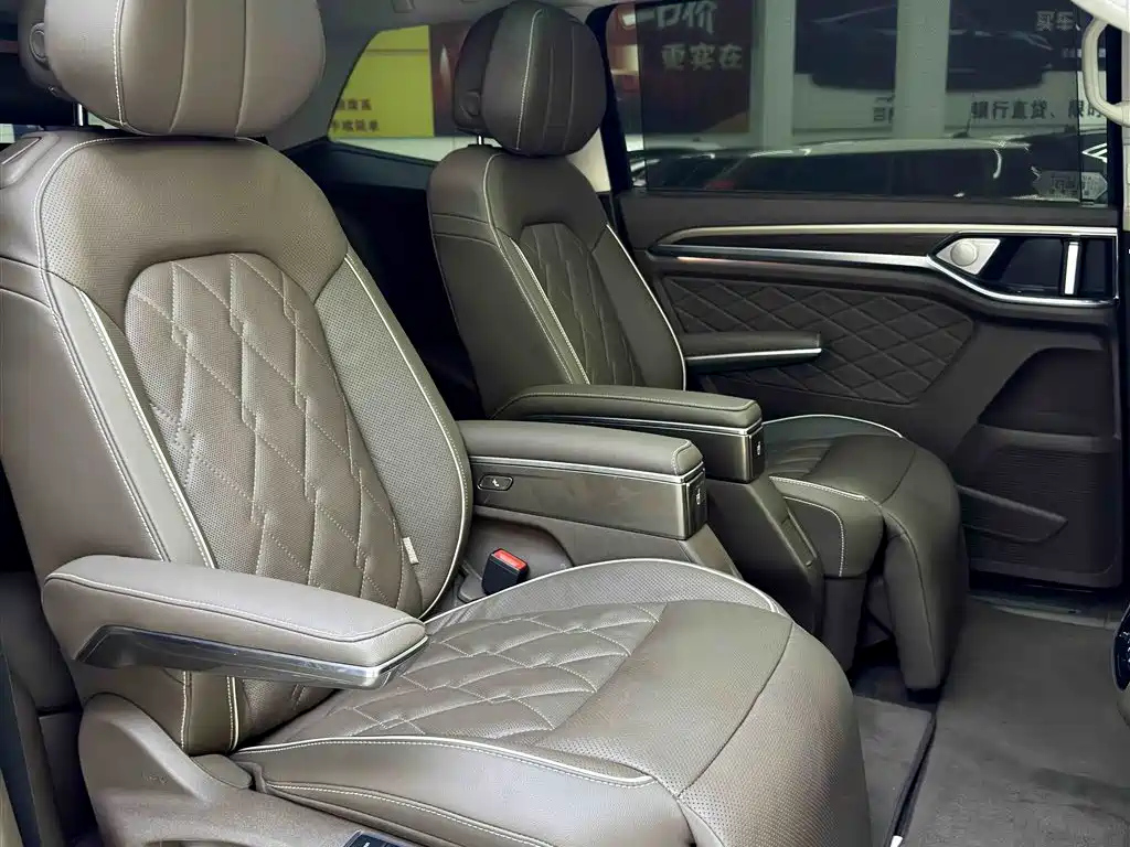 VOLKSWAGEN VILORAN 2020