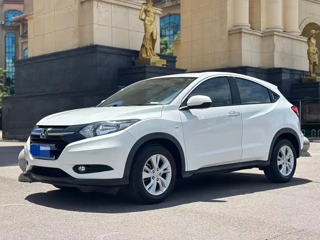 HONDA VEZEL 2015