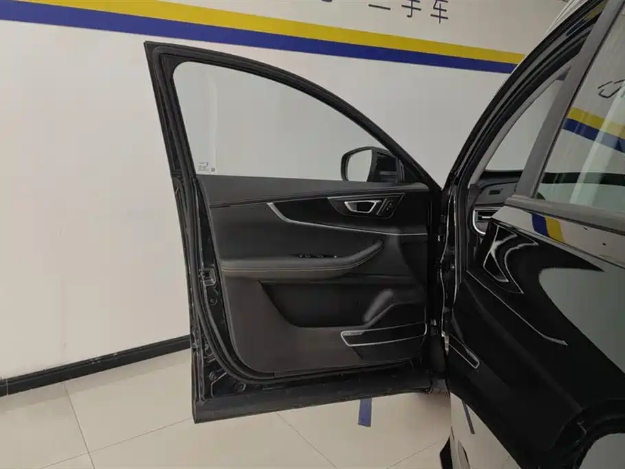 CHERY TIGGO 8 2024
