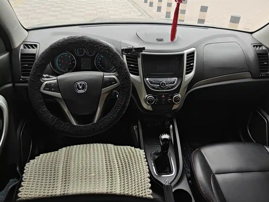 CHANGAN CS35 2014