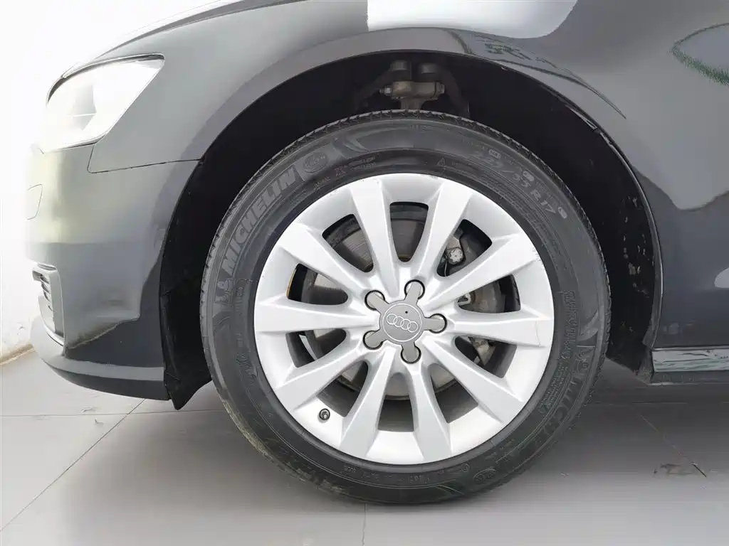 AUDI A6L 2016