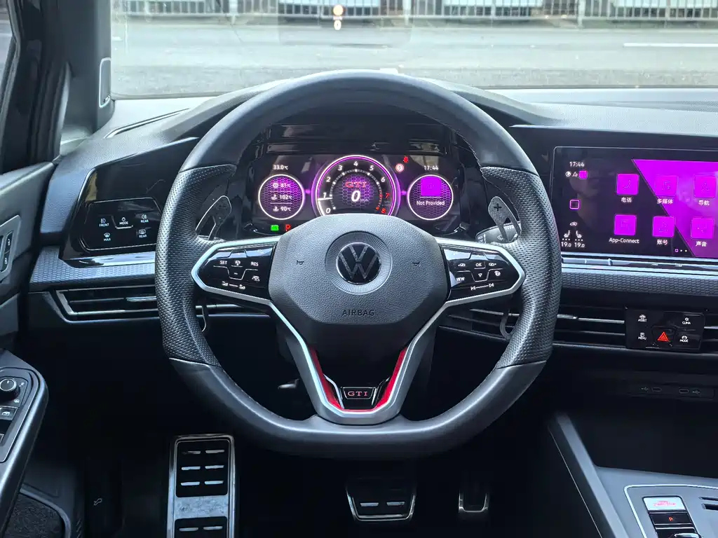 VOLKSWAGEN GOLF GTI 2023