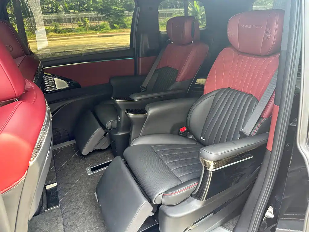 TRUMPCHI M8 2024