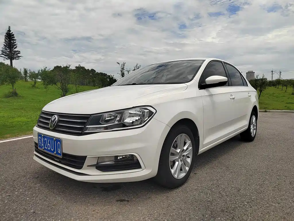VOLKSWAGEN SANTANA 2016