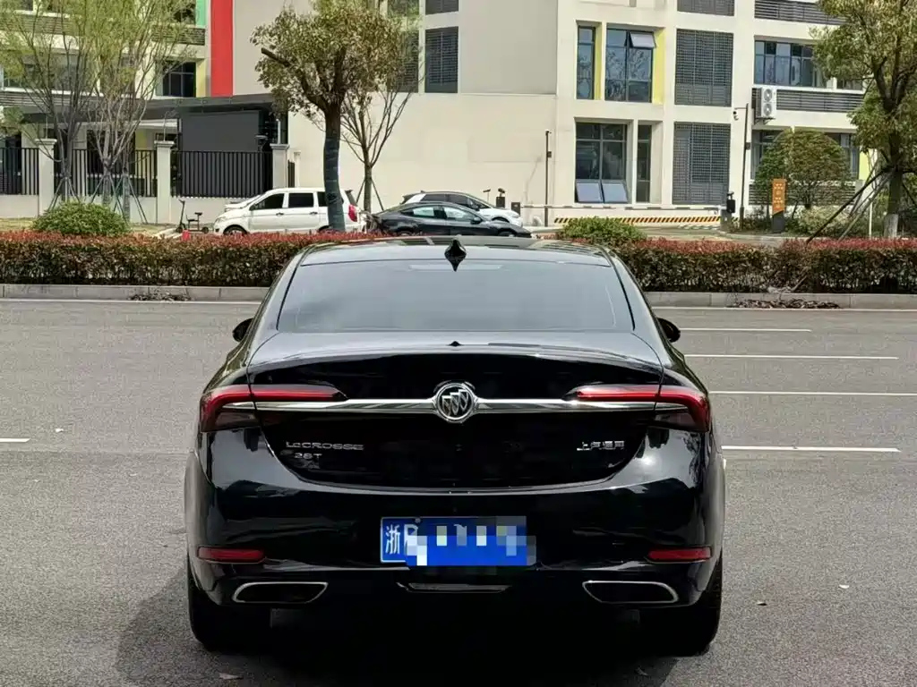 BUICK LACROSSE 2019