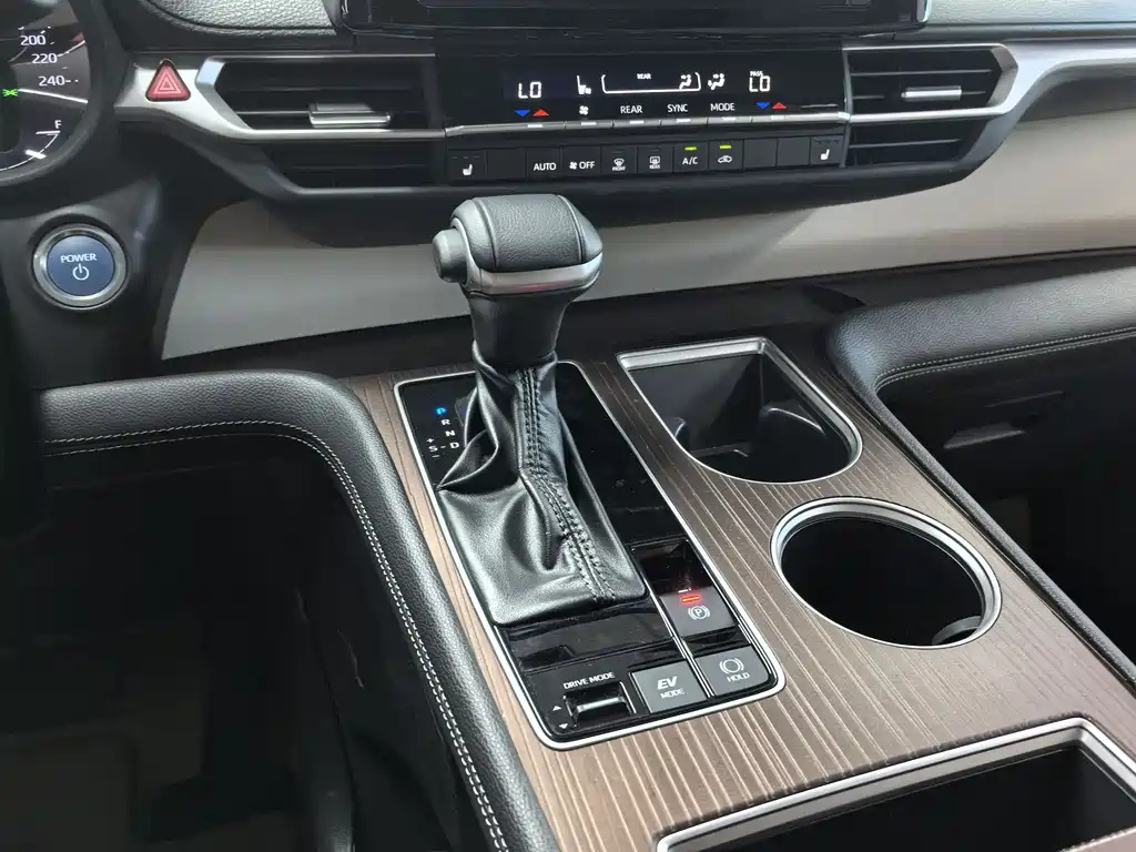 TOYOTA SIENNA SIENNA 2023