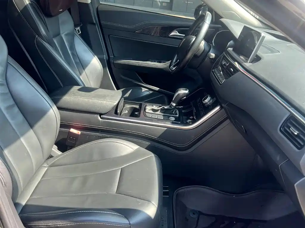 HONGQI H5 2019