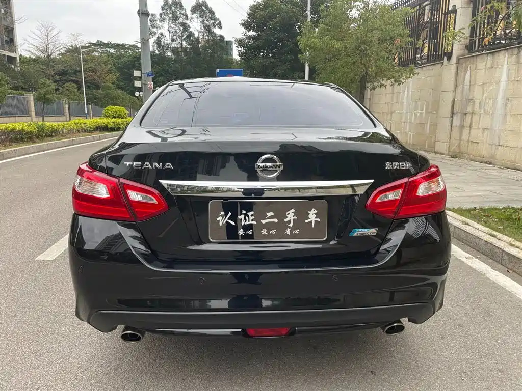 NISSAN TEANA 2018