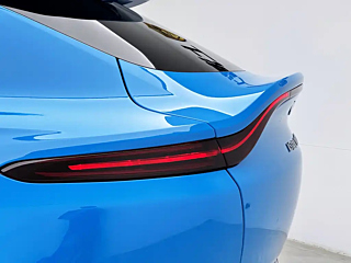 ASTON MARTIN DBX  2021 YEAR 4.0T V8 2021
