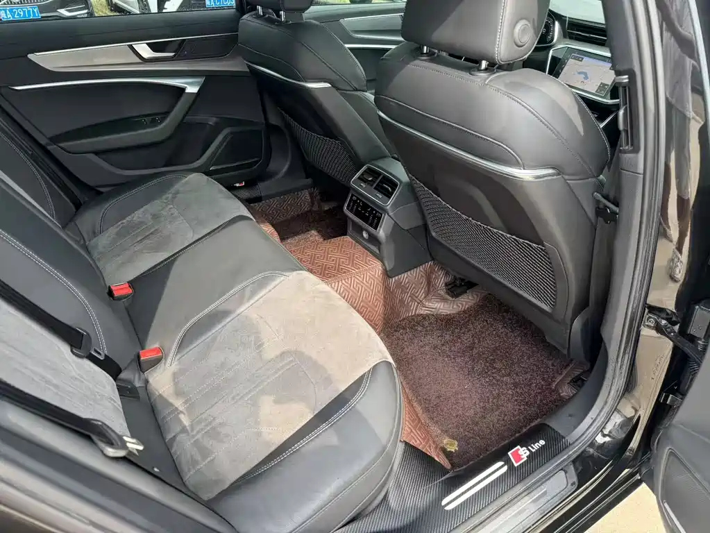 AUDI A6L 2019