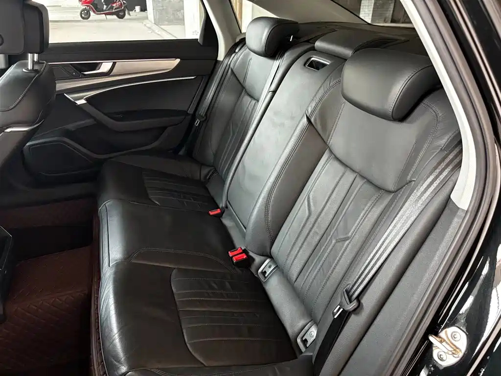 AUDI A6L 2020