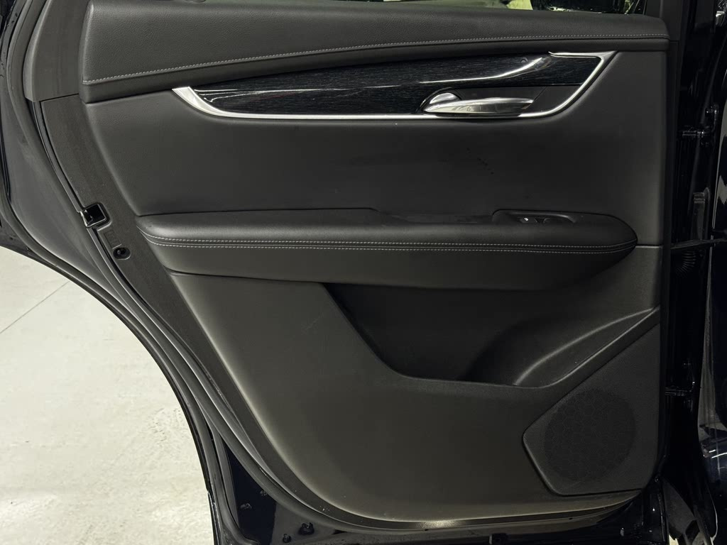 CADILLAC XT5 2021