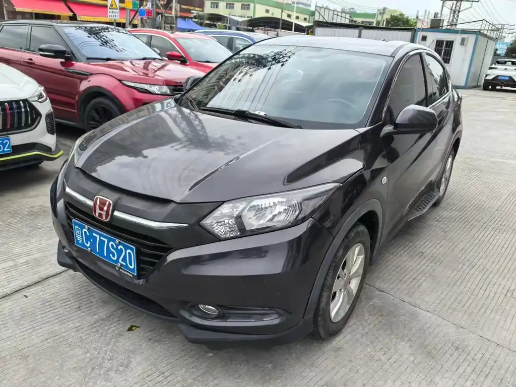 HONDA VEZEL 2015