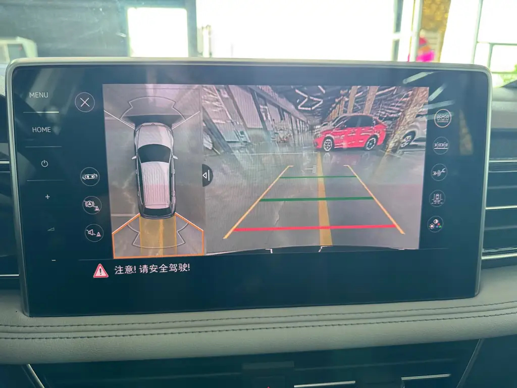 VOLKSWAGEN TIGUAN L 2022