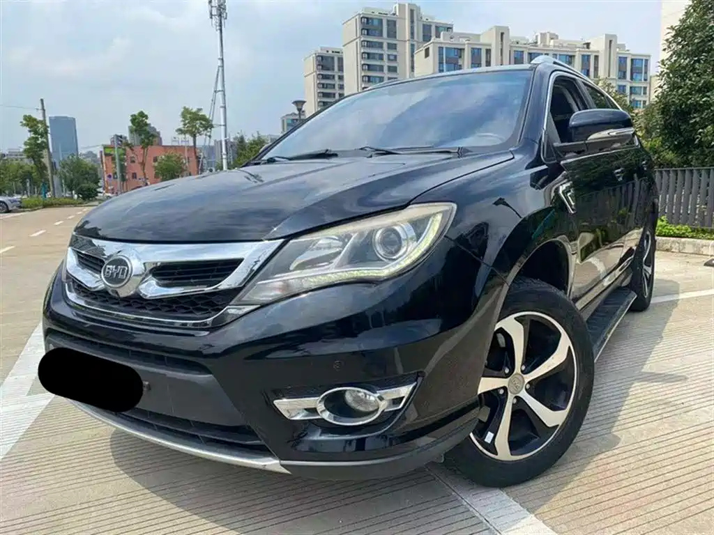 BYD S7