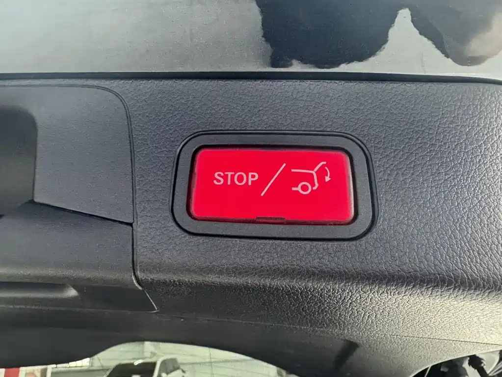 MERCEDES BENZ GLB 2024