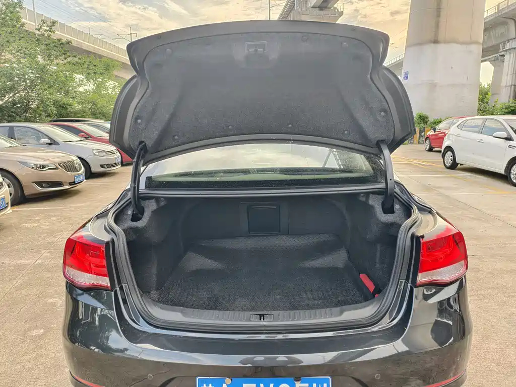 CHEVROLET MALIBU 2016