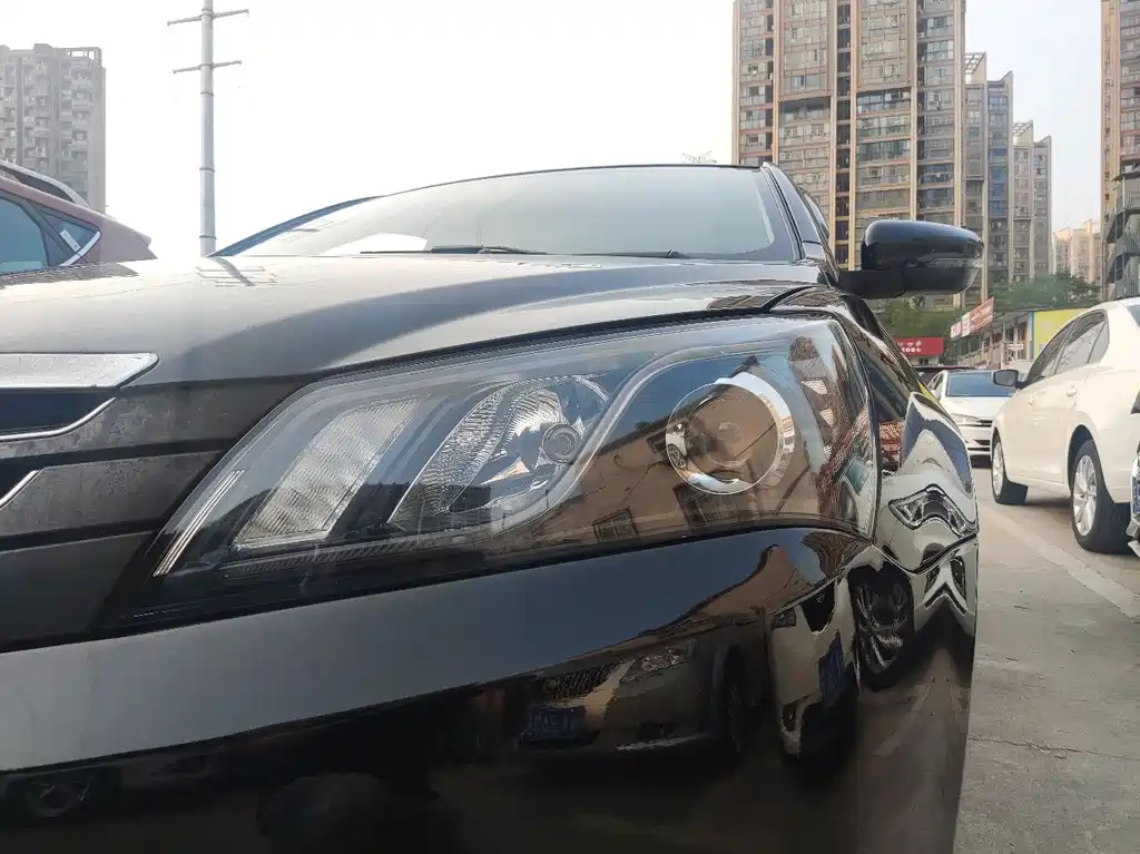 GEELY AUTO EMGRAND 2015
