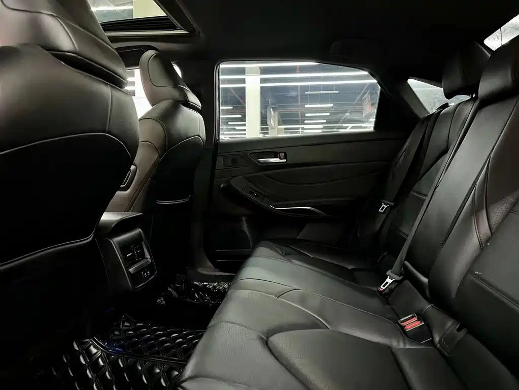 TOYOTA AVALON 2020