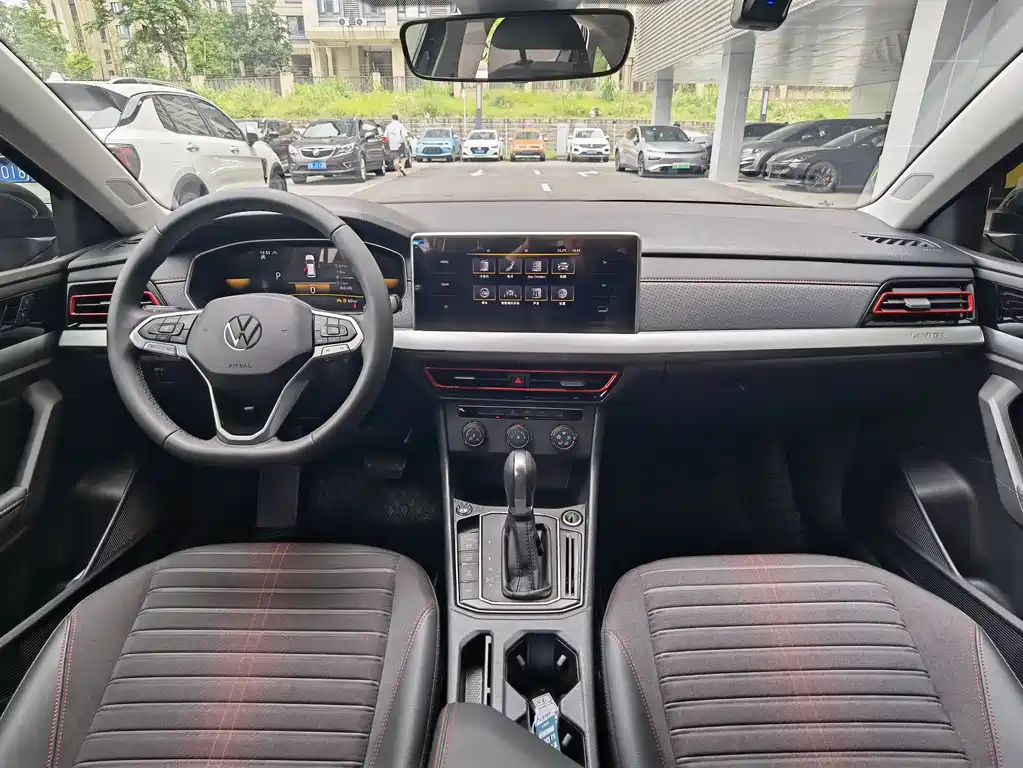 VOLKSWAGEN LAVIDA 2023