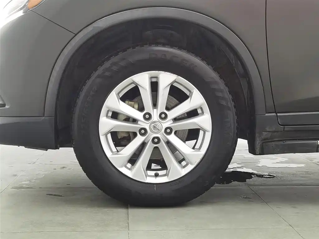 NISSAN X-TRAIL 2014