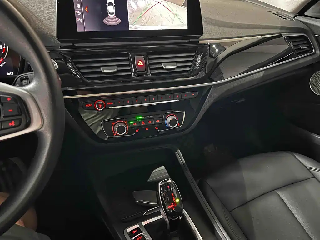 BMW 1-SERIES 2022