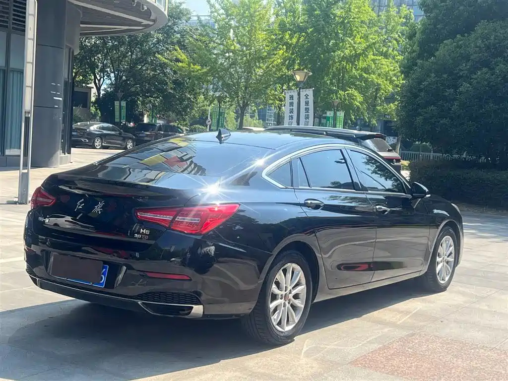 HONGQI H5 2019