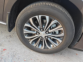 BUICK GL8  2023 YEAR FACELIFT LAND BUSINESS CLASS LUXURY 2023