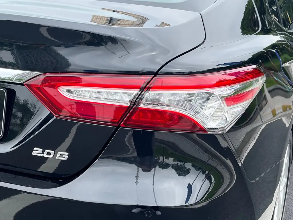TOYOTA CAMRY 2021
