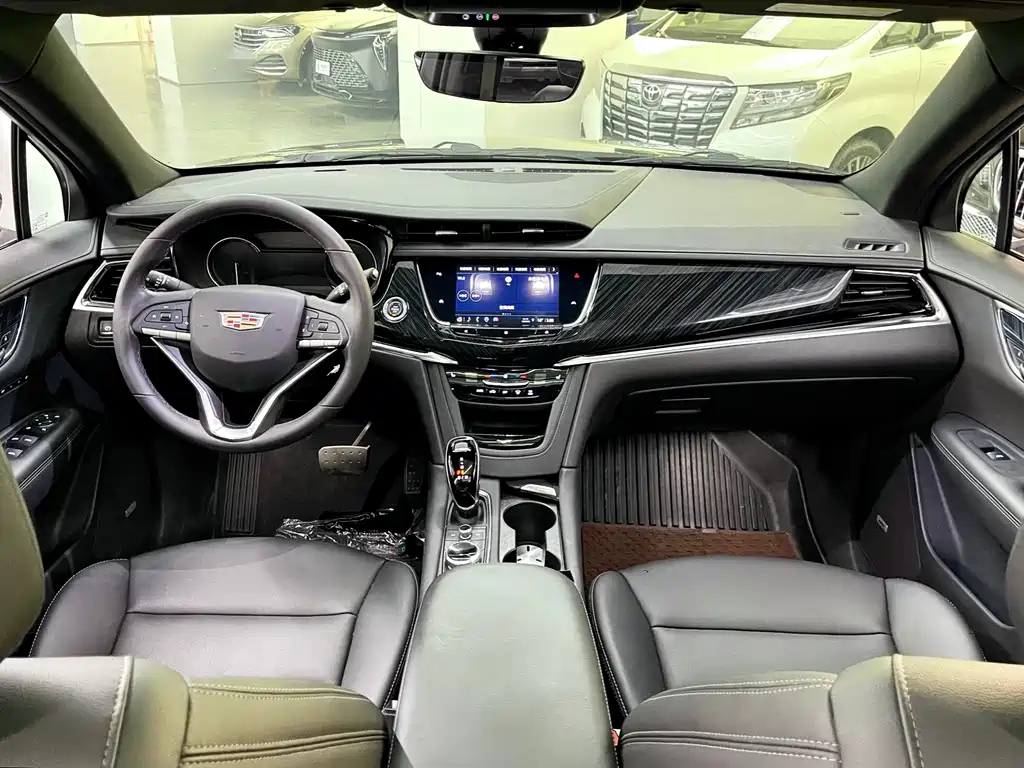 CADILLAC XT6 2021