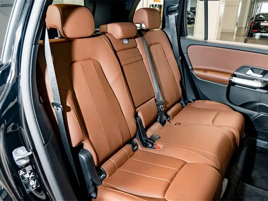 MERCEDES BENZ GLB 2024