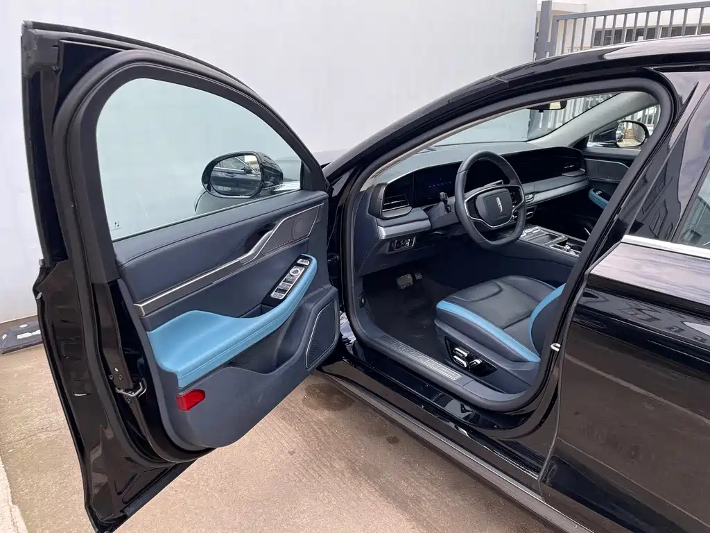 LINCOLN Z 2024