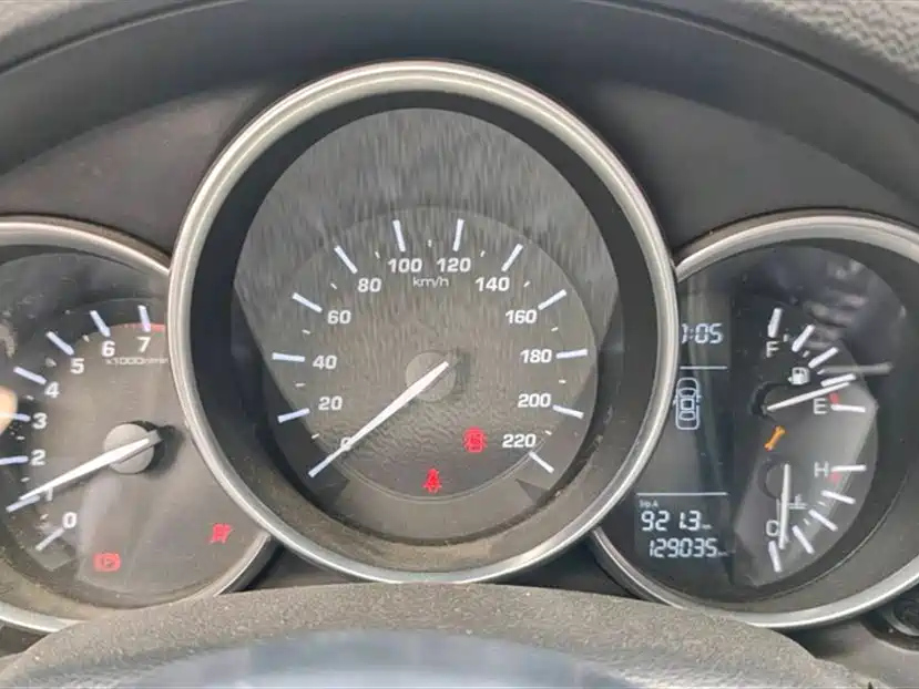 ZOTYE SR9 2017