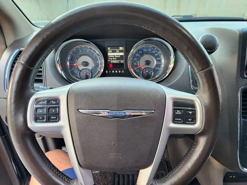 CHRYSLER OTHER 2017