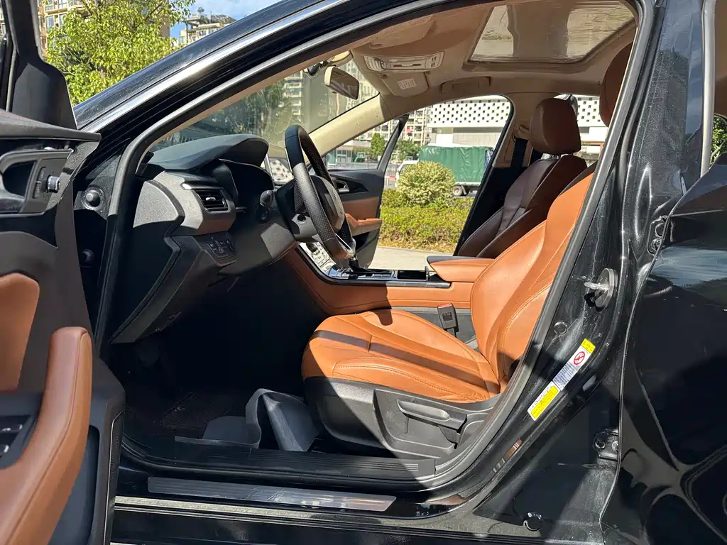 HONGQI H5 2018