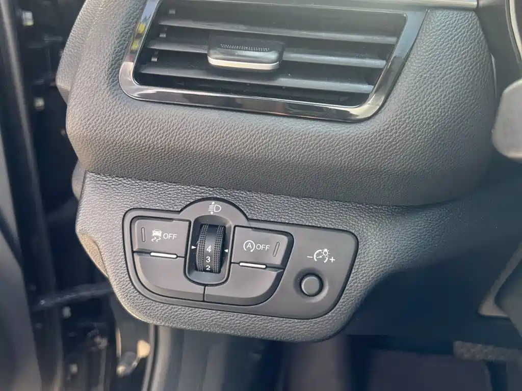 HONGQI H5 2019