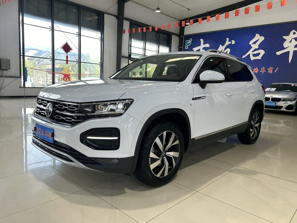 VOLKSWAGEN TAYRON 2022