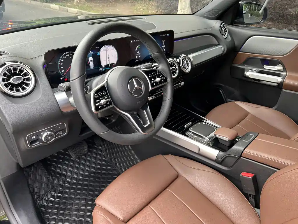 MERCEDES BENZ GLB 2022