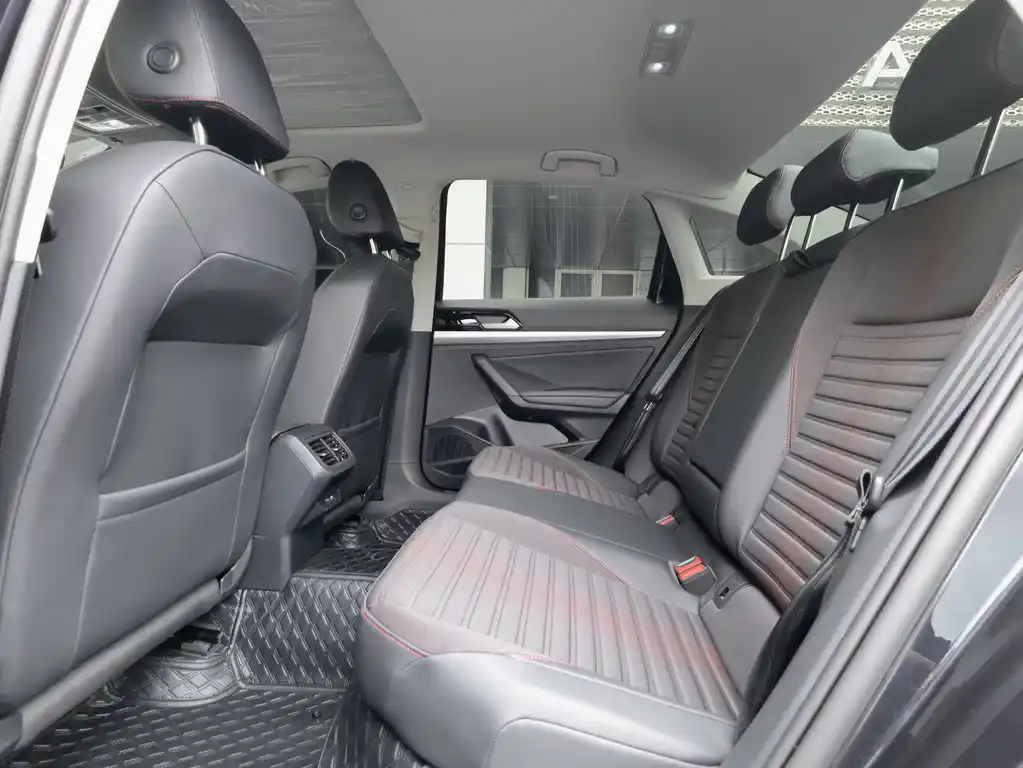 VOLKSWAGEN LAVIDA 2023