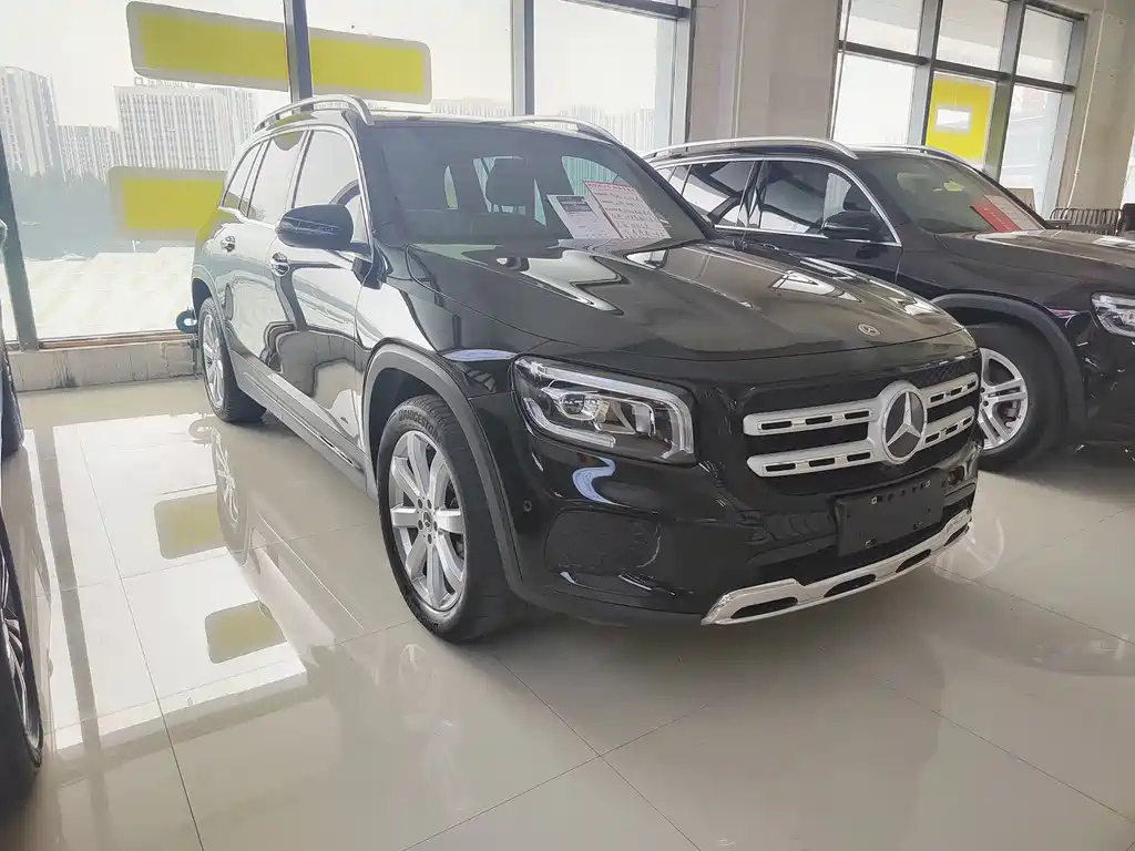 MERCEDES BENZ GLB 2020