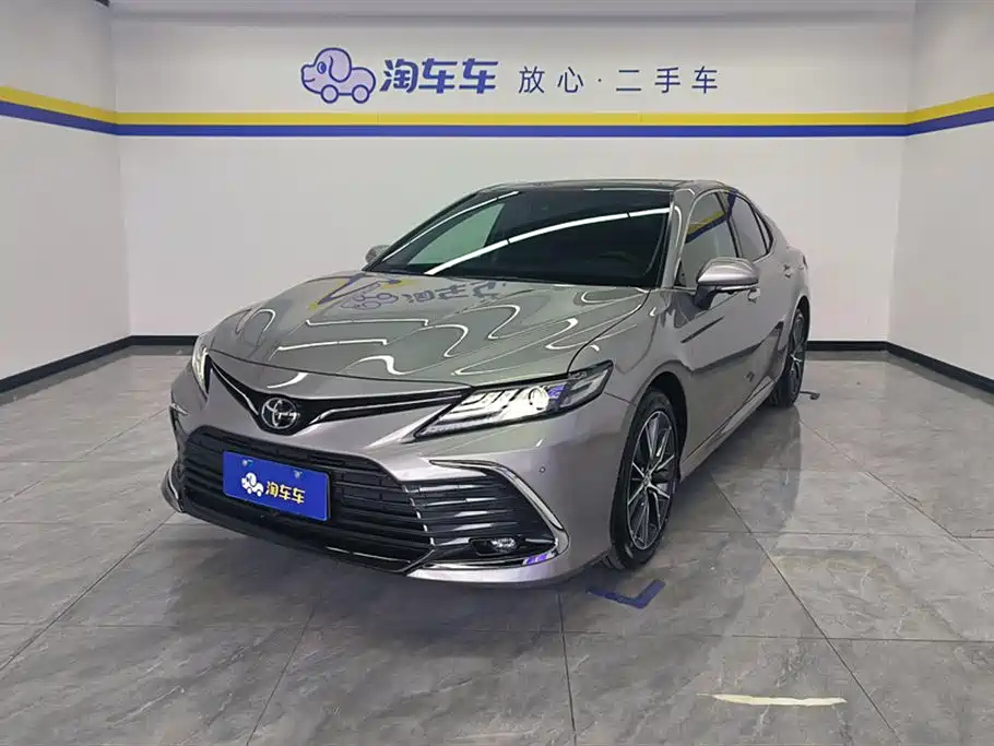 TOYOTA CAMRY 2021