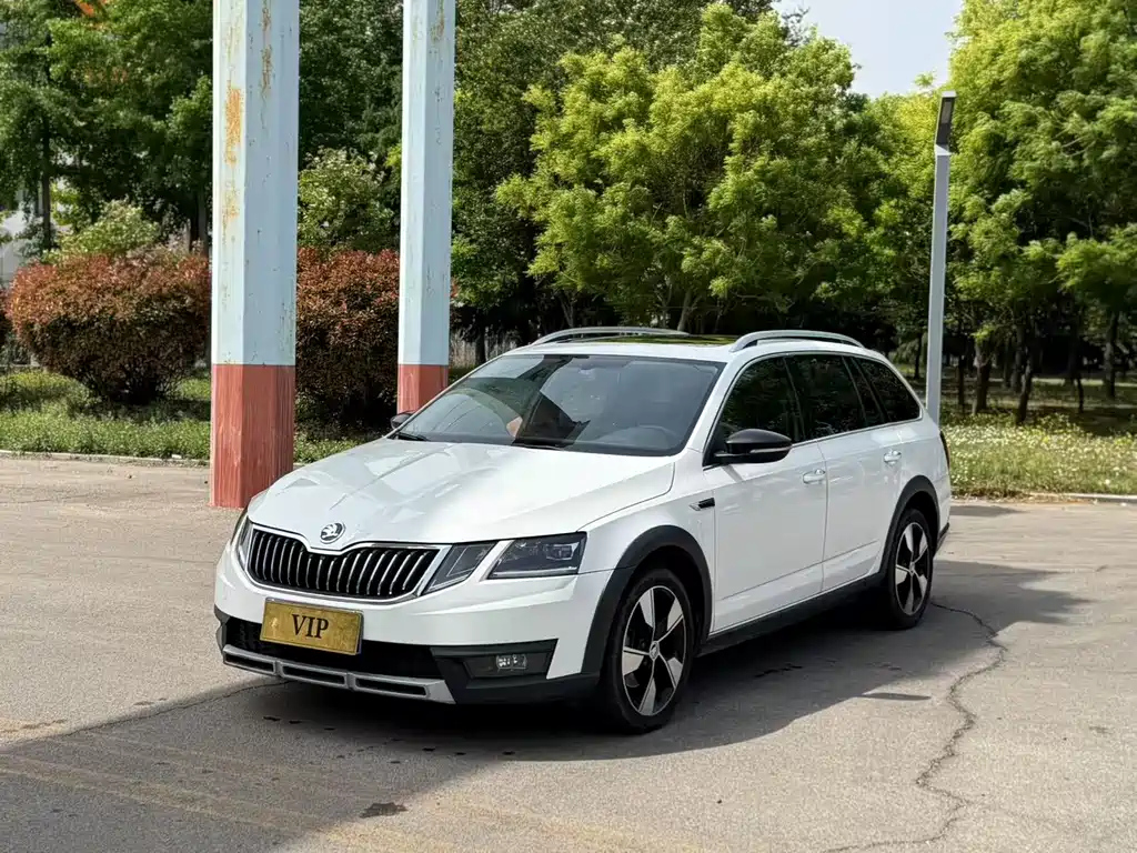 SKODA OCTAVIA 2019