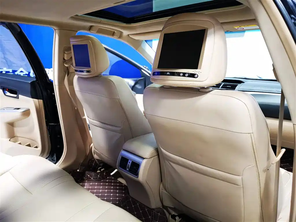 TOYOTA CAMRY 2012