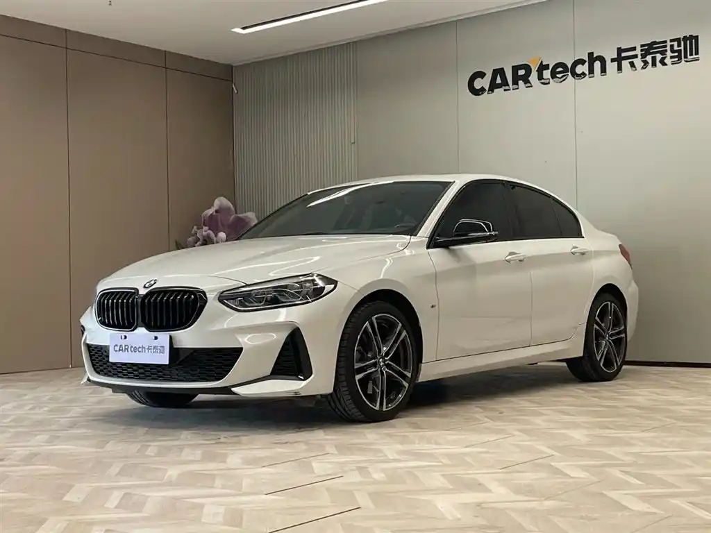 BMW 1-SERIES 2021