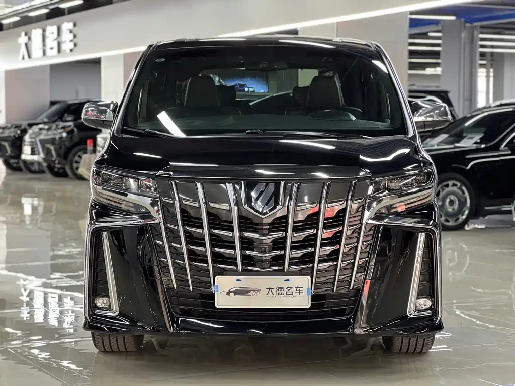 TOYOTA ALPHARD 2018