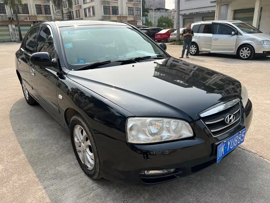 HYUNDAI ELANTRA 2010