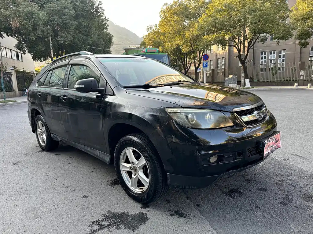 BYD S6 2014