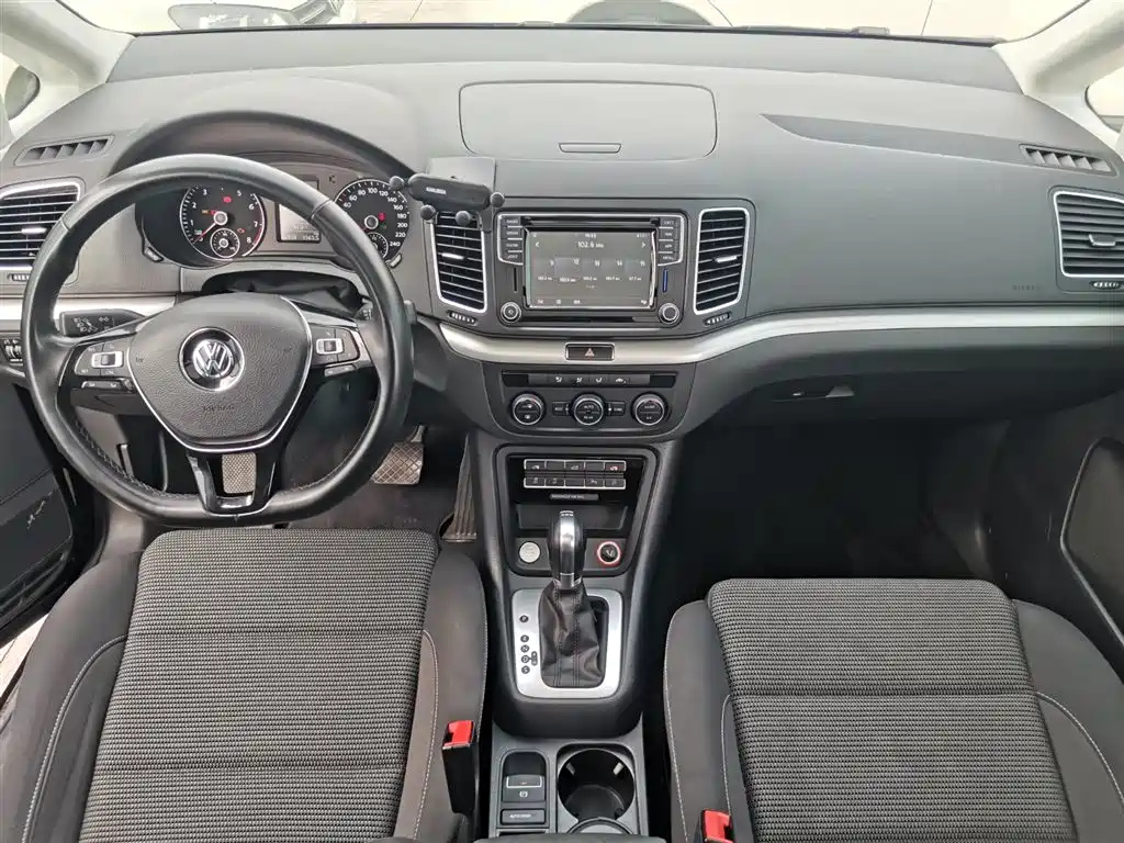 VOLKSWAGEN SHARAN 2018