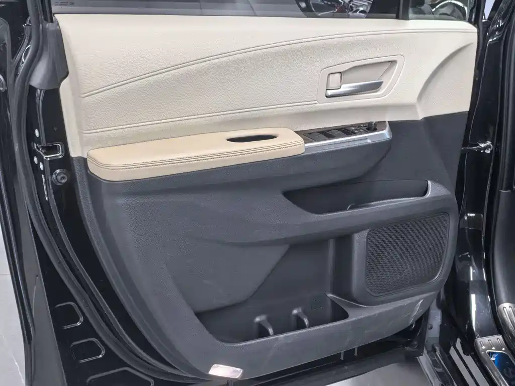 TOYOTA SIENNA SIENNA 2023