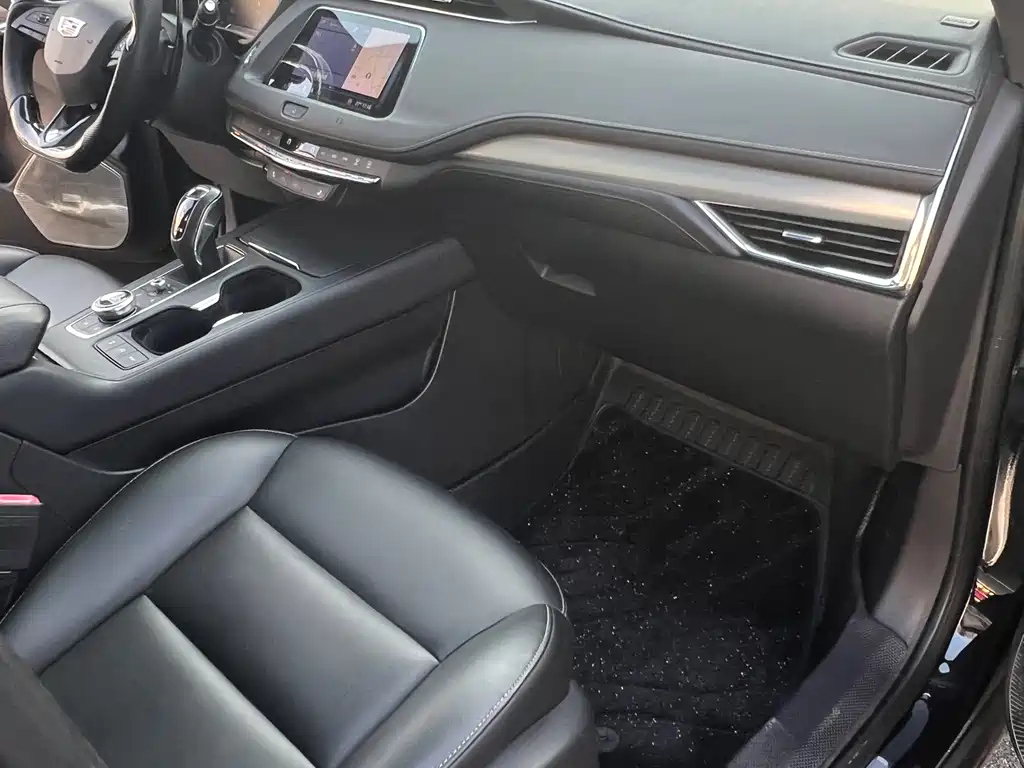 CADILLAC XT4 2018